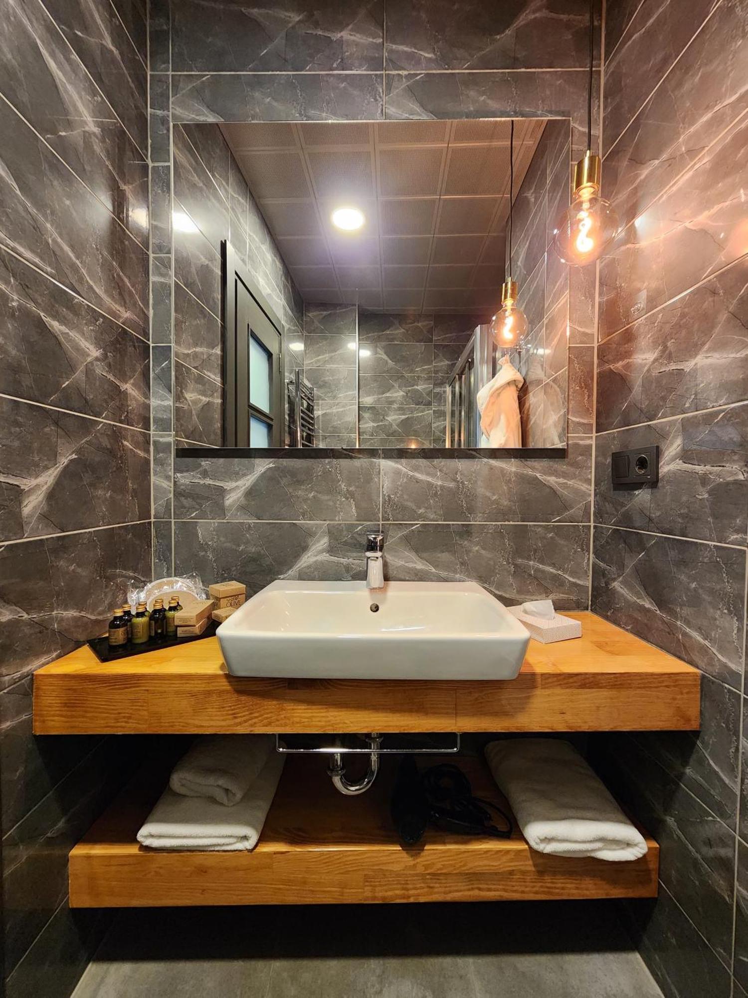 Taksim Landhouse Hotel Истанбул Екстериор снимка