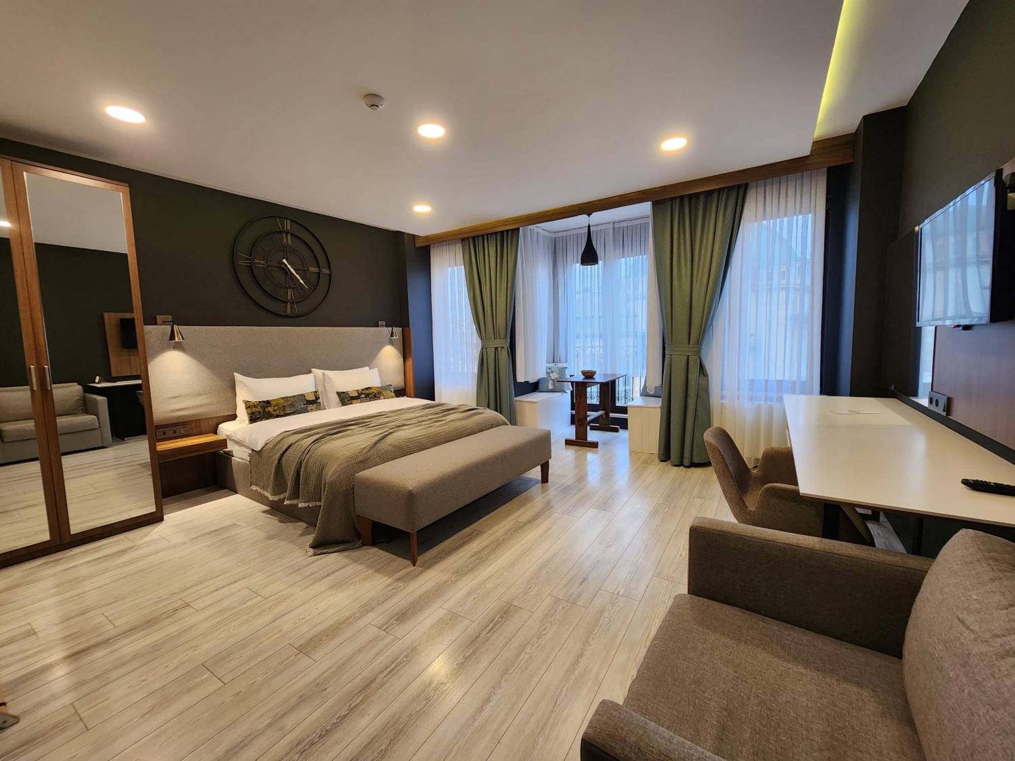 Taksim Landhouse Hotel Истанбул Екстериор снимка