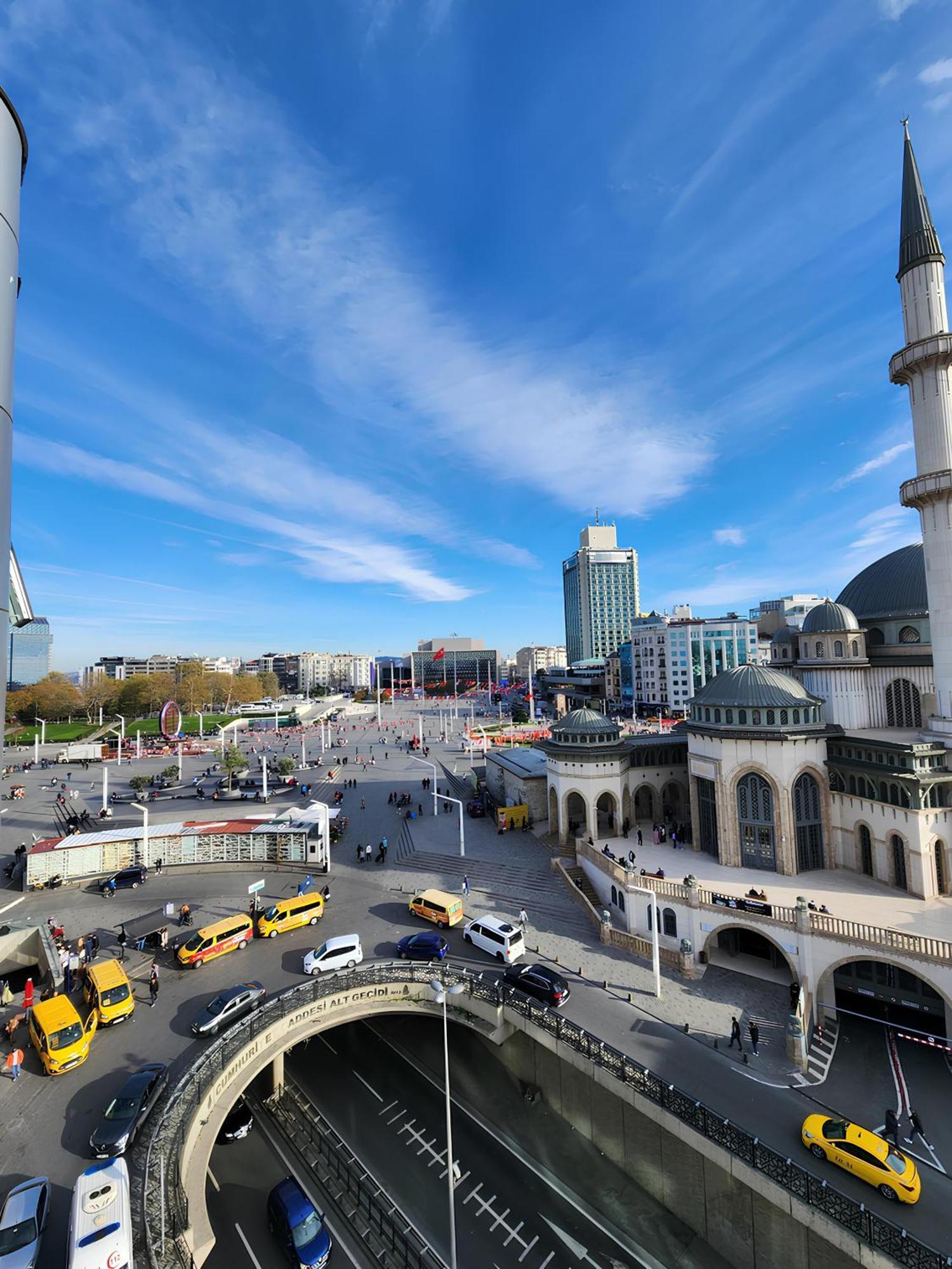 Taksim Landhouse Hotel Истанбул Екстериор снимка